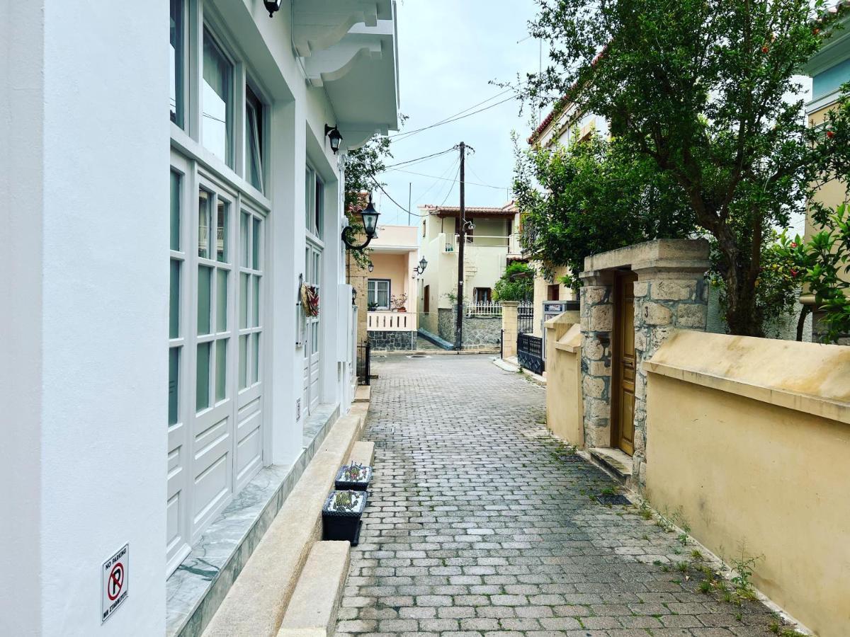 Central Suites Aegina 1 Zewnętrze zdjęcie